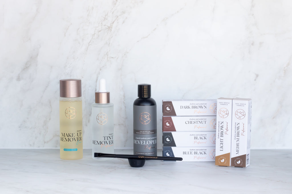 Formation en ligne : teinture hybride de sourcils + Starterkit (différentes langues)